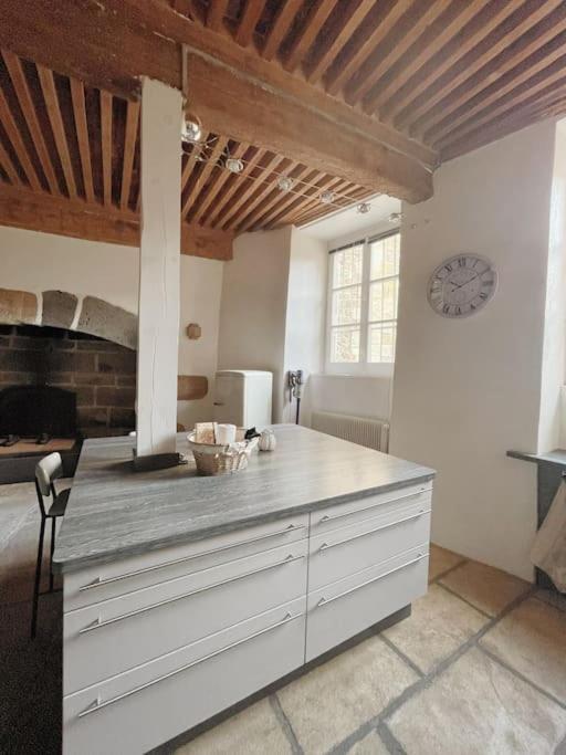 Logis Du Chandelier Le Puy-en-Velay Kültér fotó