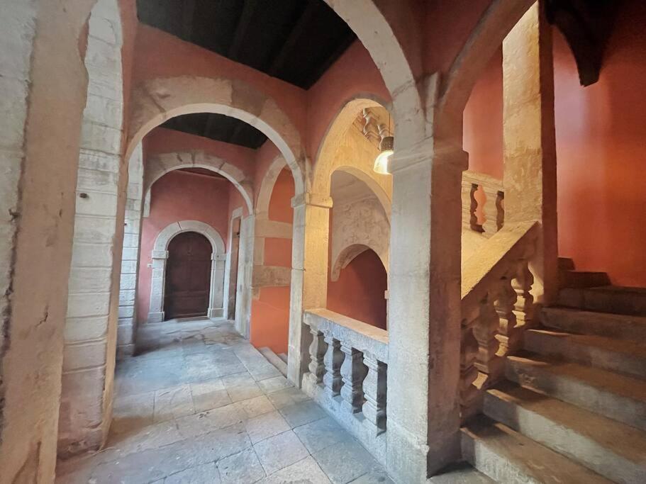 Logis Du Chandelier Le Puy-en-Velay Kültér fotó